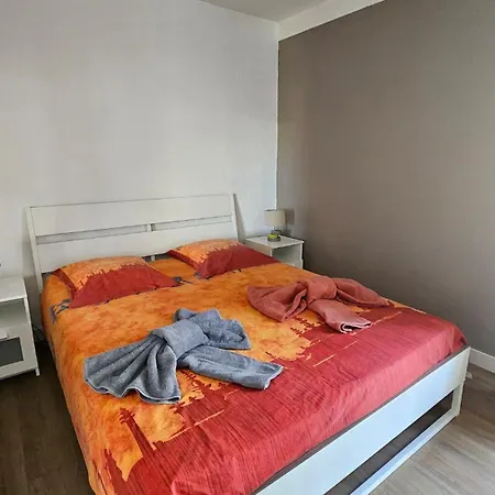 Apartament La Parenthese Hyeroise T3 Sur Le Port De