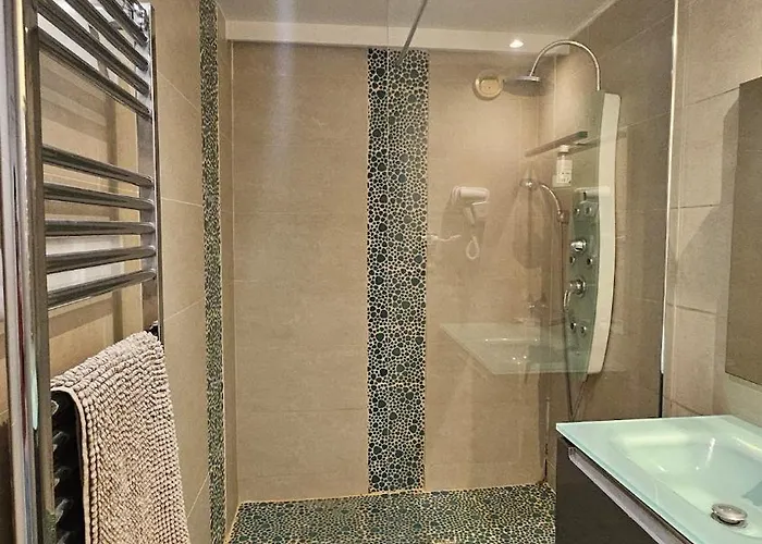 La Parenthese Hyeroise T3 Sur Le Port De Lejlighed