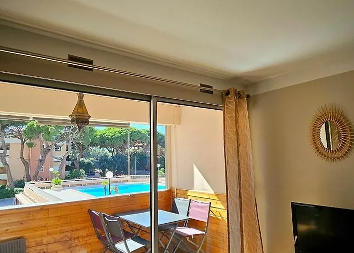 Lejlighed La Parenthese Hyeroise T3 Sur Le Port De