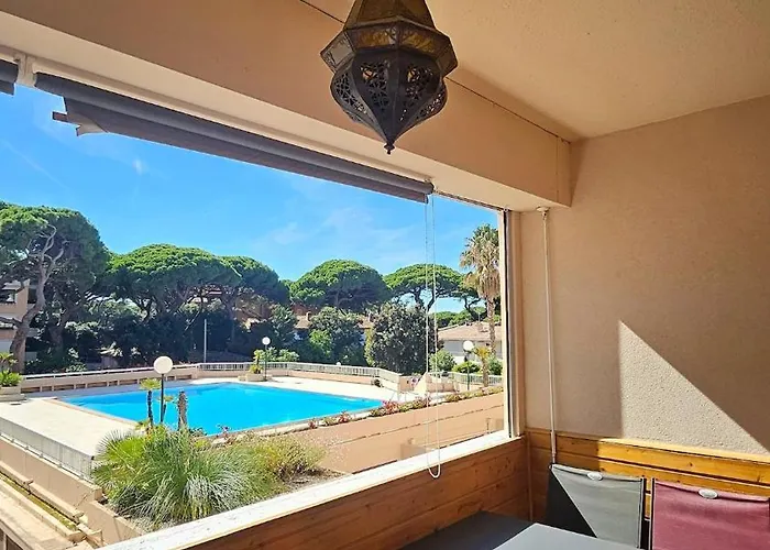 La Parenthese Hyeroise T3 Sur Le Port De Lejlighed Hyères